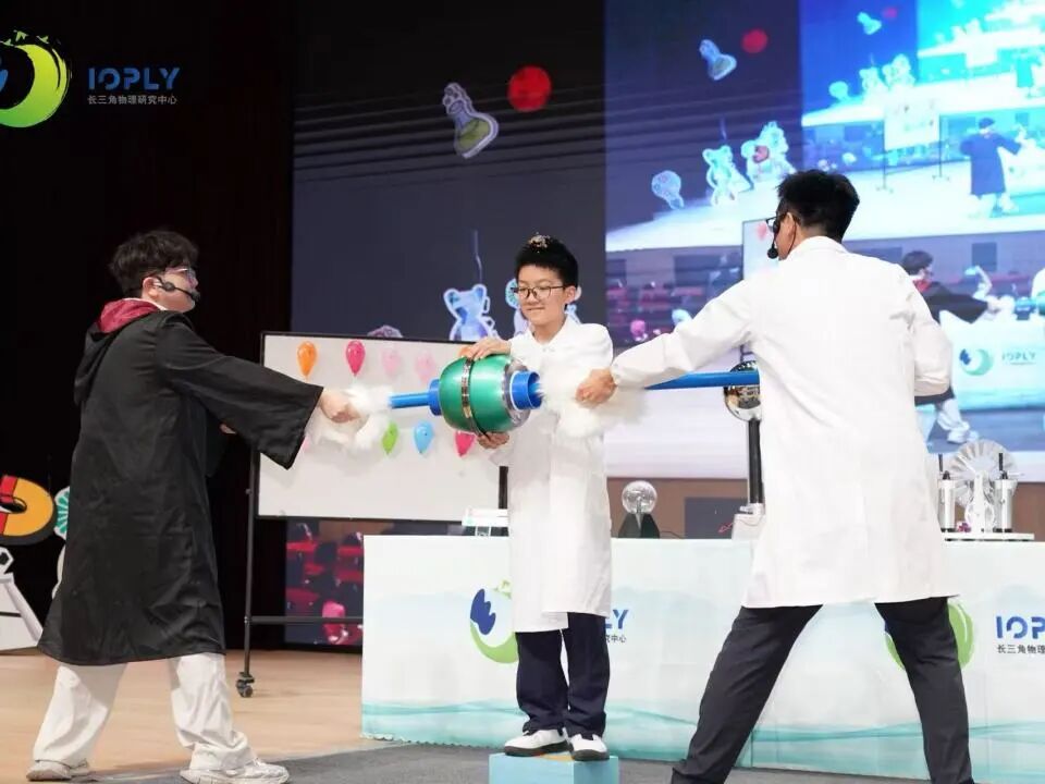 1774529438855033185.jpg 11.jpg