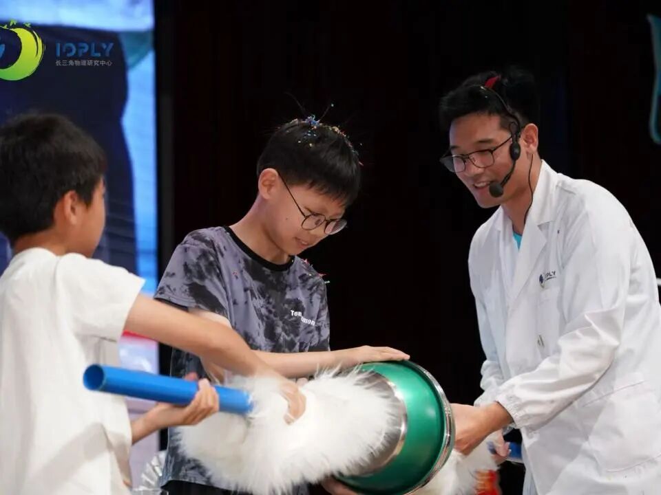 1774529451887096297.jpg 22.jpg